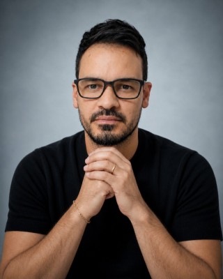 02. CHARLES TUMELERO